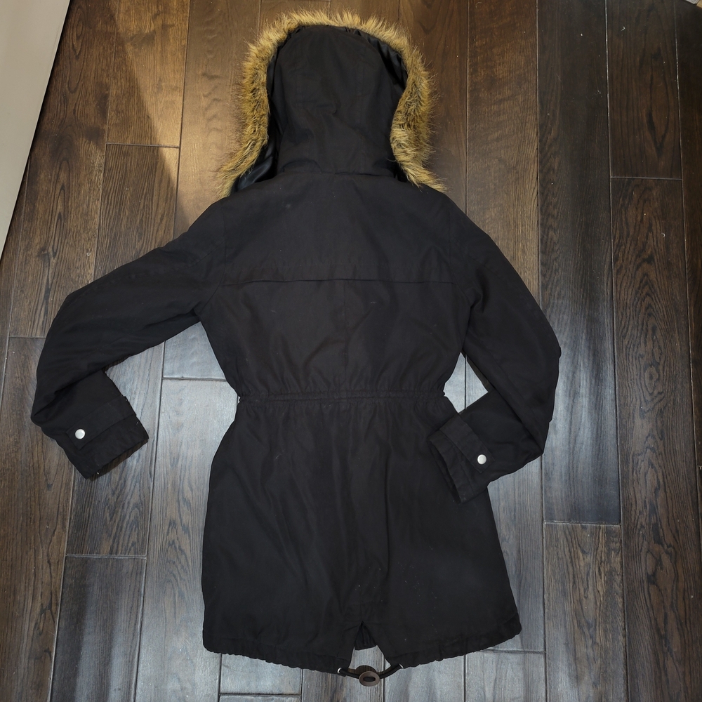 CoffeeShop Black Jacket with Faux Fur Hood - Picture 8 of 9